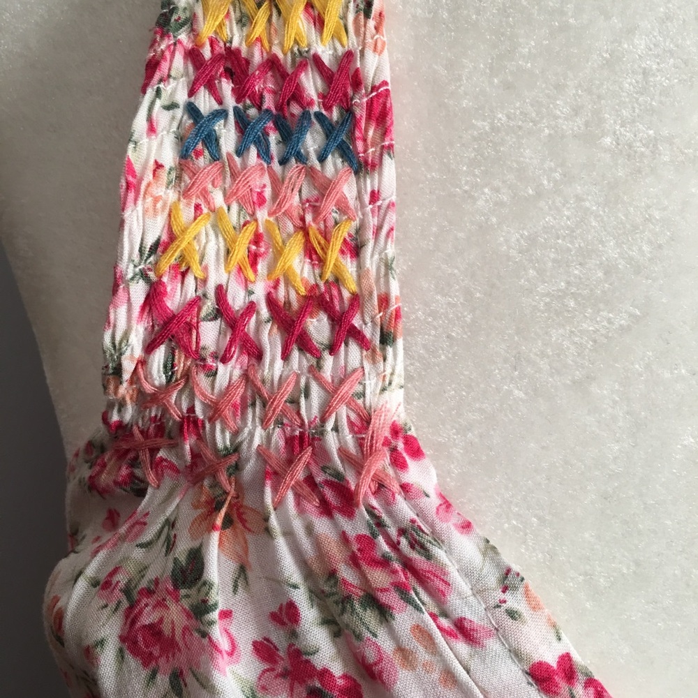 Lulumari Floral Embroidered Dress Size Small - Picture 3 of 7