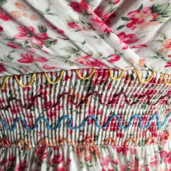 Lulumari Floral Embroidered Dress Size Small - Picture 4 of 7