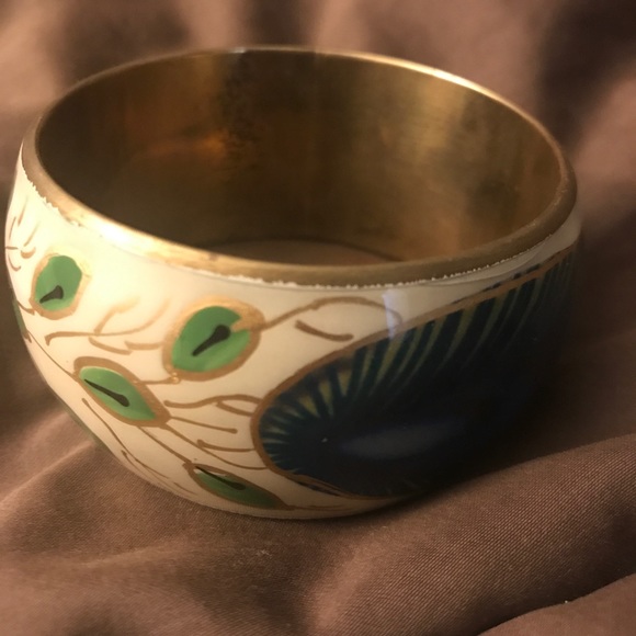 Vintage peacock bangle bracelet - Picture 3 of 3