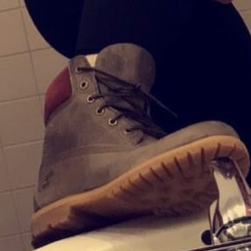 Timberlands - Picture 2 of 2