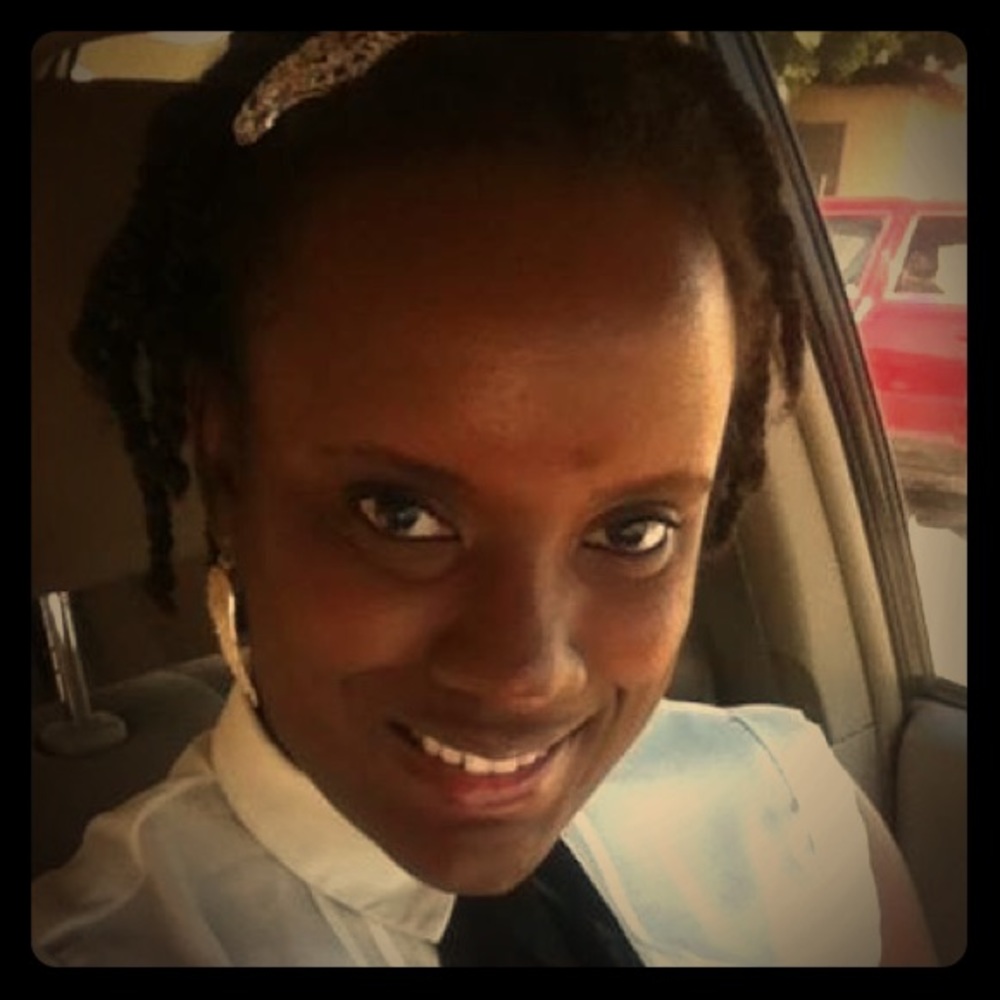 Meet your Posher, Claudia