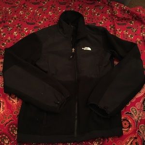 • North Face Fleece •