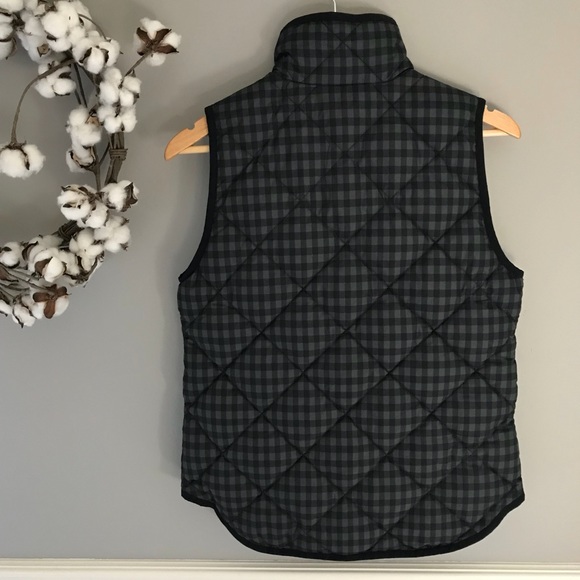 NWT J. Crew Black Grey Quilted Puffer Vest XS - Picture 8 of 8