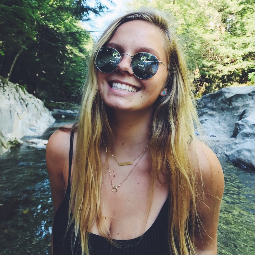 Meet your Posher, Alex