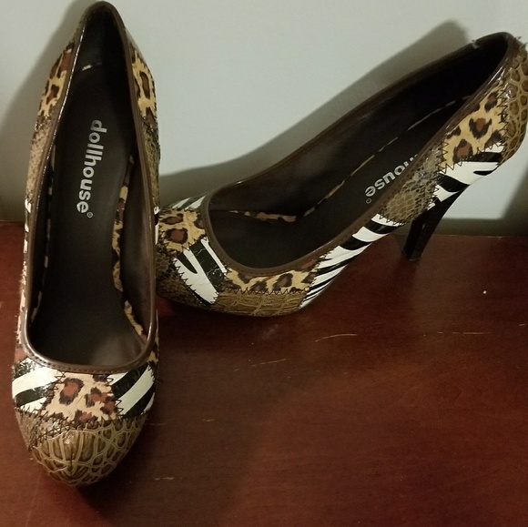 Shoes - Picture 2 of 2