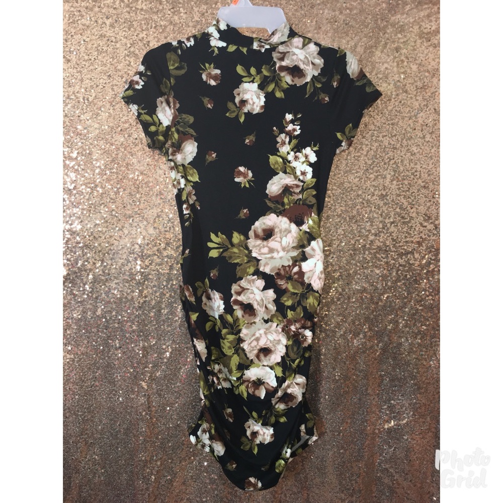 Body-con floral dress