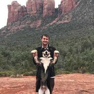 Meet your Posher, Clint