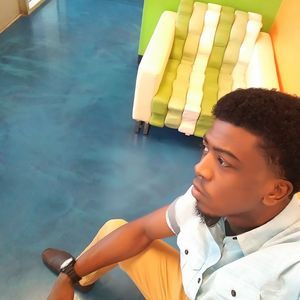 Meet your Posher, Broderick