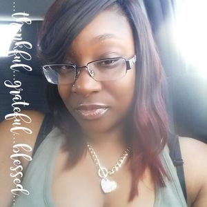 Meet your Posher, Jacqueline