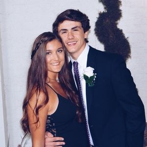 Meet your Posher, Laney