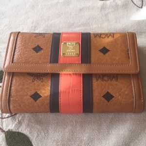 Medium MCM Wallet