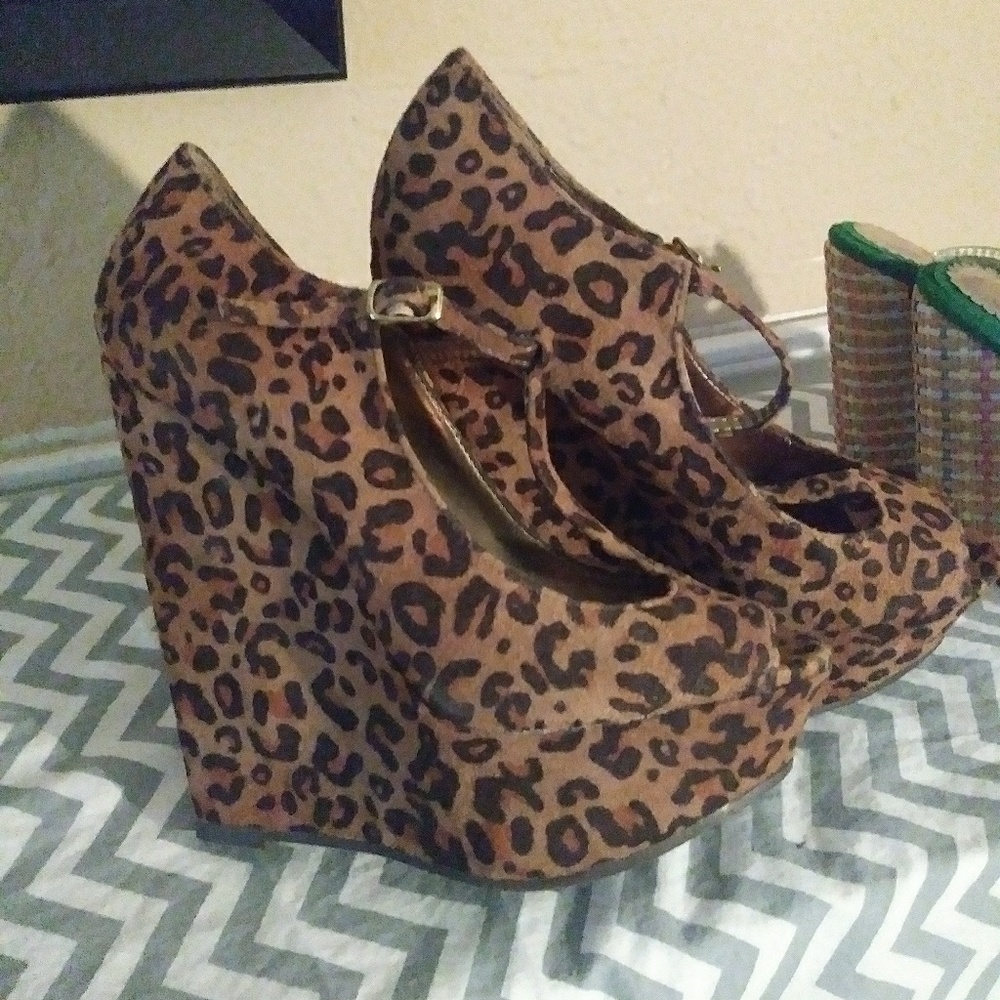 Shoes