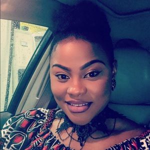 Meet your Posher, Erica