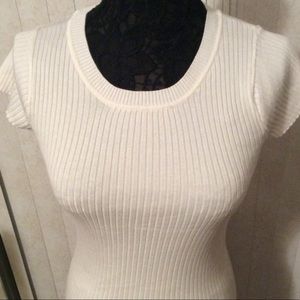 Rue 21 short sleeve sweater