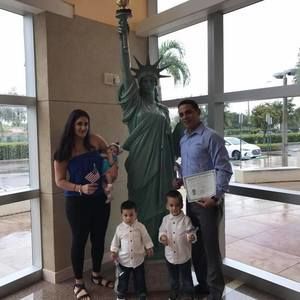 Meet your Posher, Luis yaima