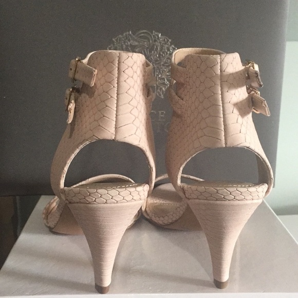 Vince Camuto VP-Maisley2 - Picture 3 of 8