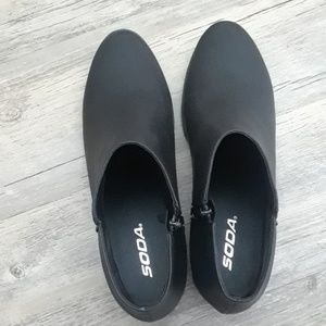 New Soda Black Women's Booties Sz 9