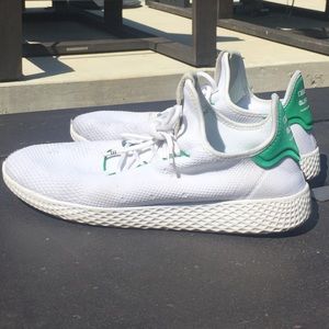 Adidas Pharrell Williams Primeknit size 11.5