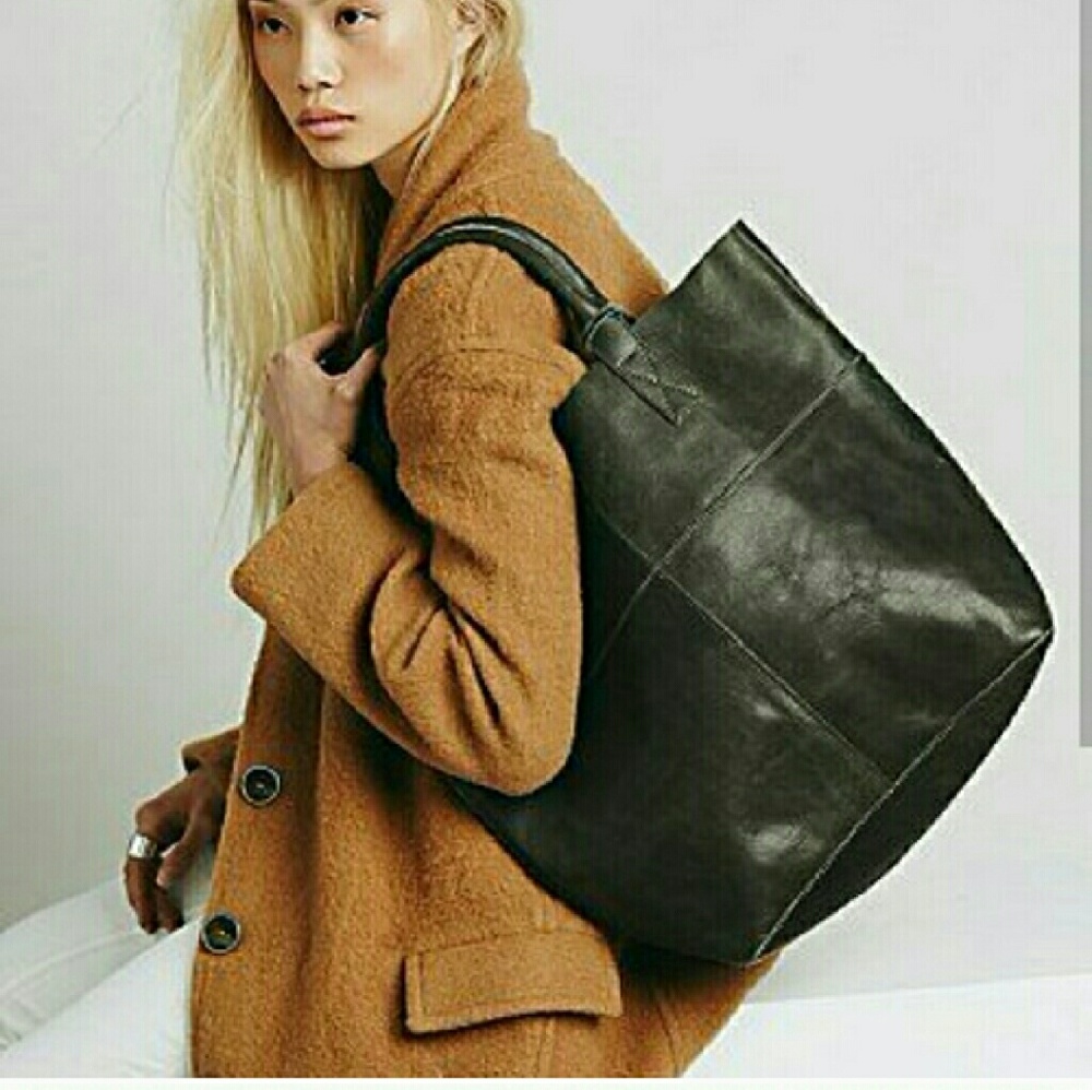 NWOT Free People Legends of the Fall leather tote