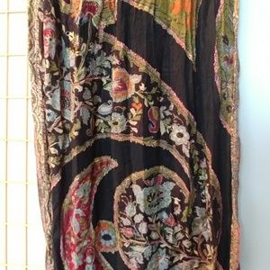 Embroidered Floral Scarf