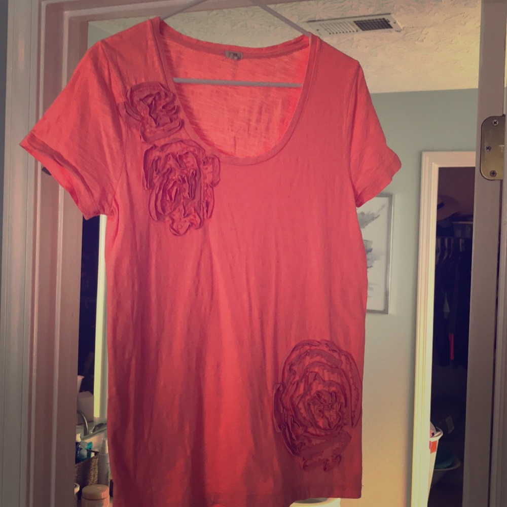J Crew coral colored floral detail tee SZ M
