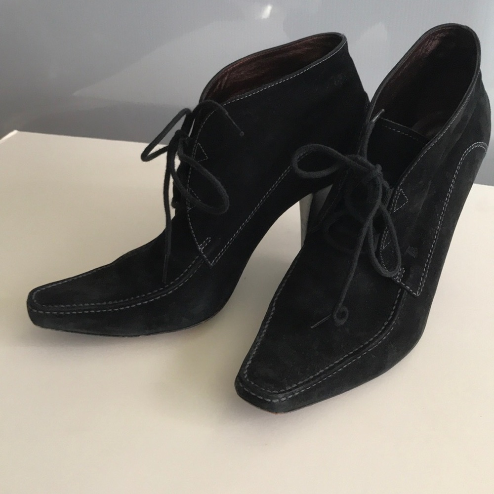 Tod’s black suede high heel booties size 9.5