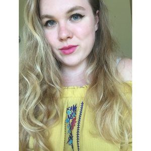 Meet your Posher, Sara grace