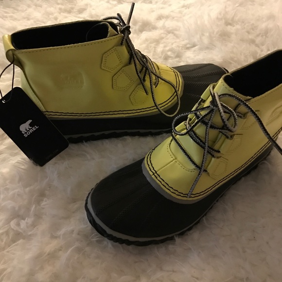 Brand New! Sorel Ankle Rain/Snow Boot - Picture 2 of 6