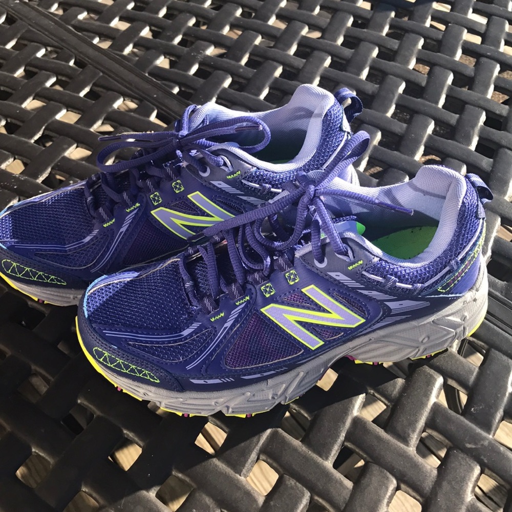 Women's new balance size 8