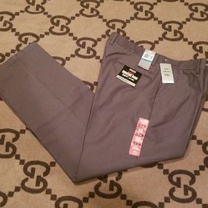 Dockers Signature Khaki Pants