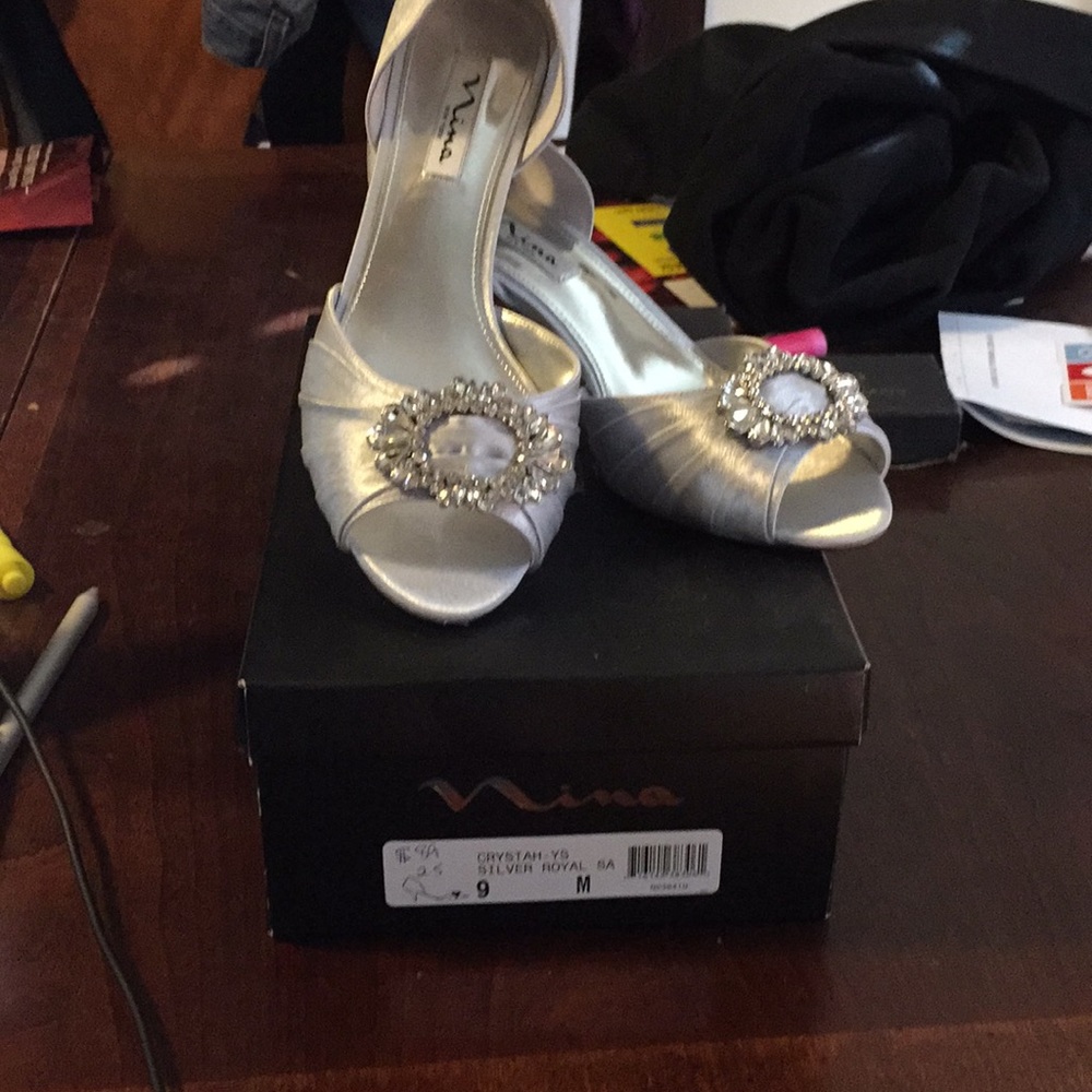 Nina Crystal silver size 9