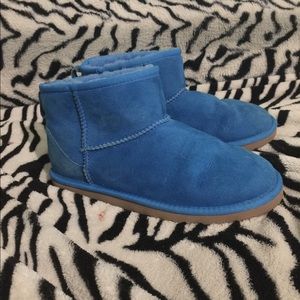 Size 6 UGGS euc