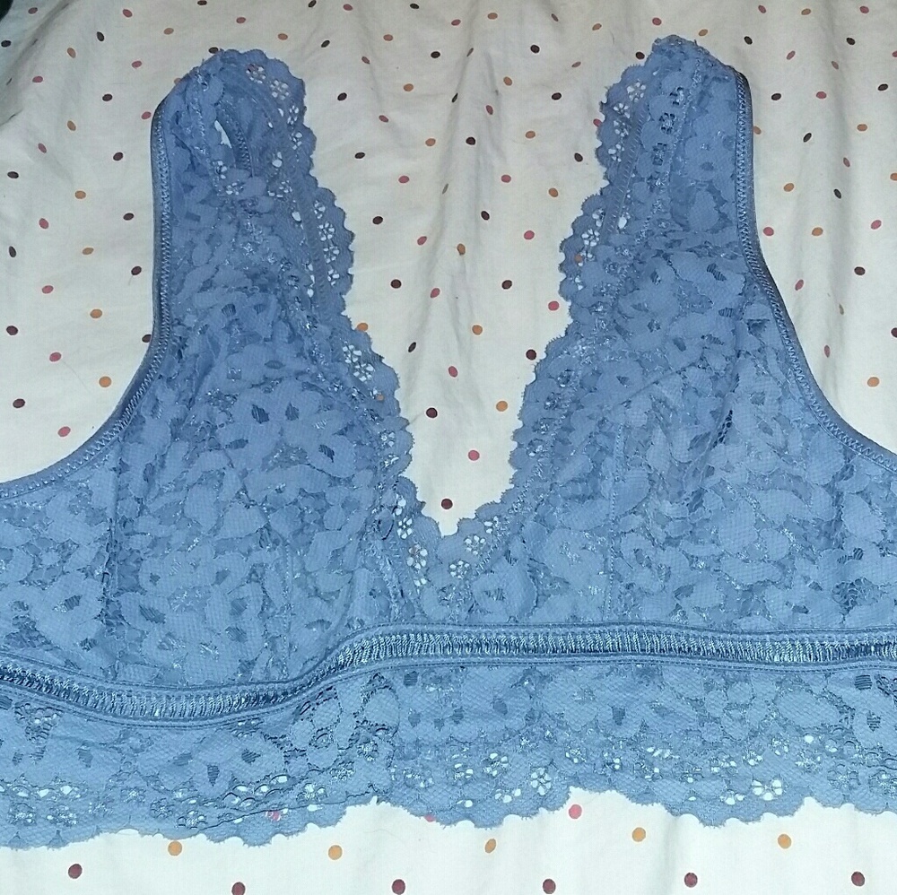 Victoria's Secret braletts.