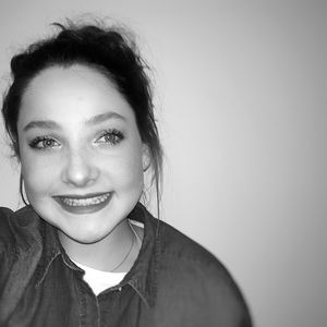 Meet your Posher, Isabella