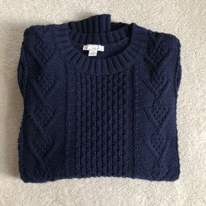Gap navy sweater