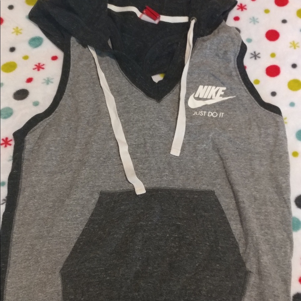 Nike size m