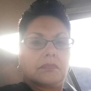 Meet your Posher, Loretta