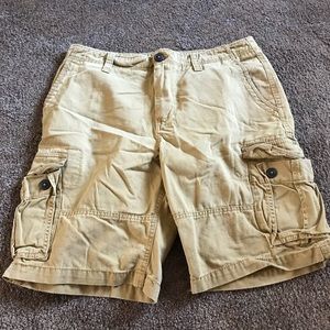 dark tan men’s cargo shorts ! size 32