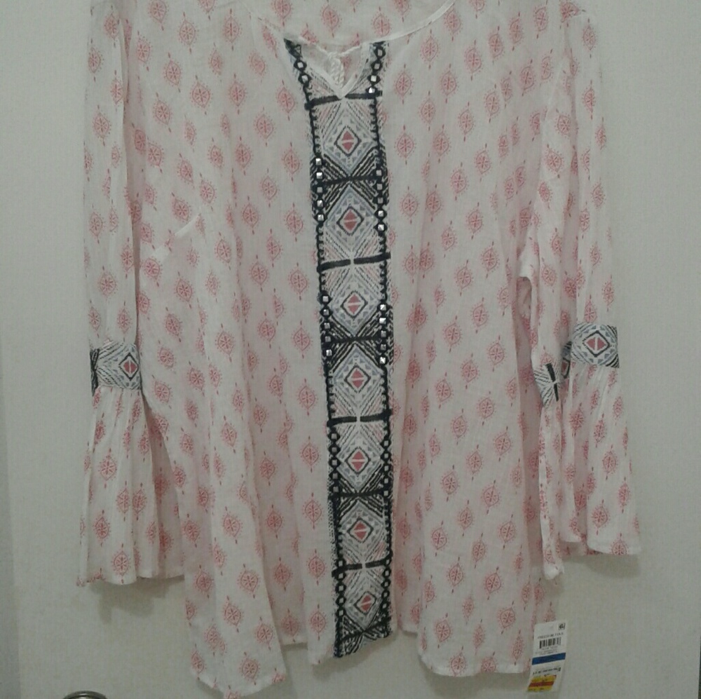 Colorful long sleeve shirt