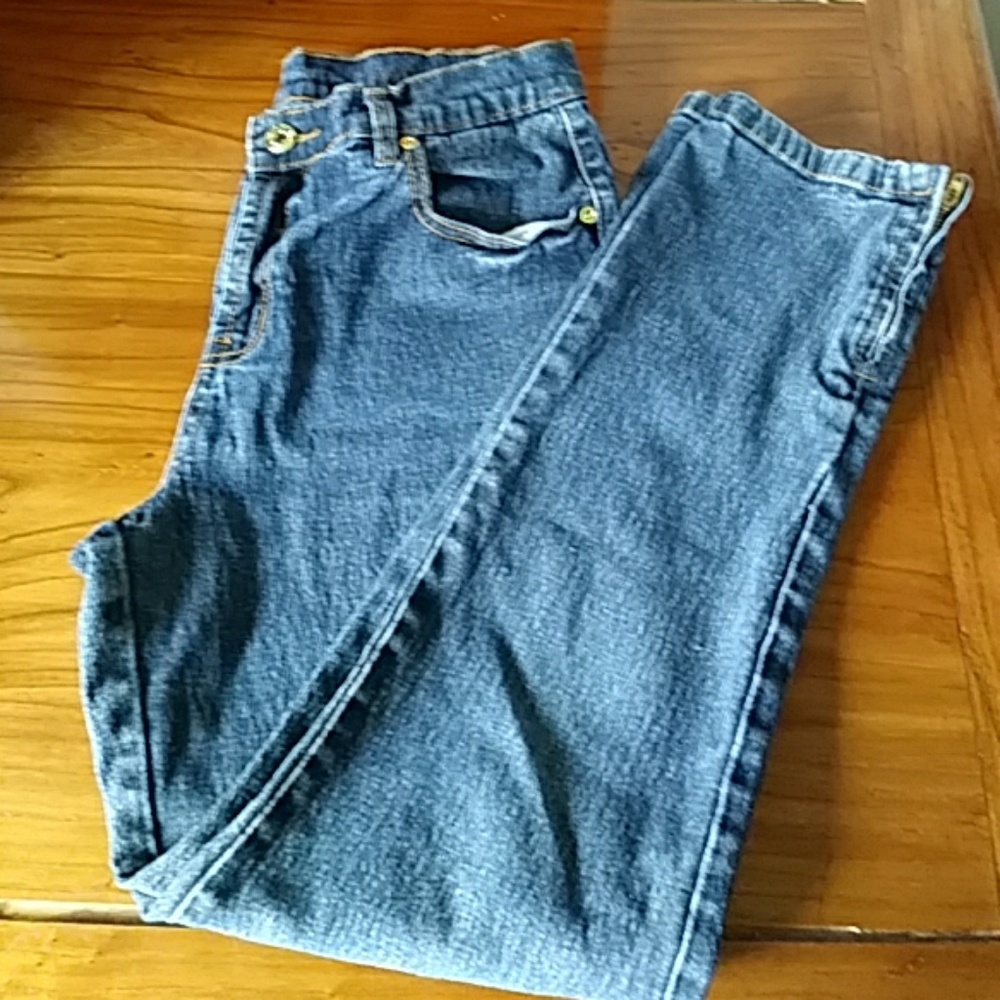 Buy 2 get one FREE!!! Jeans