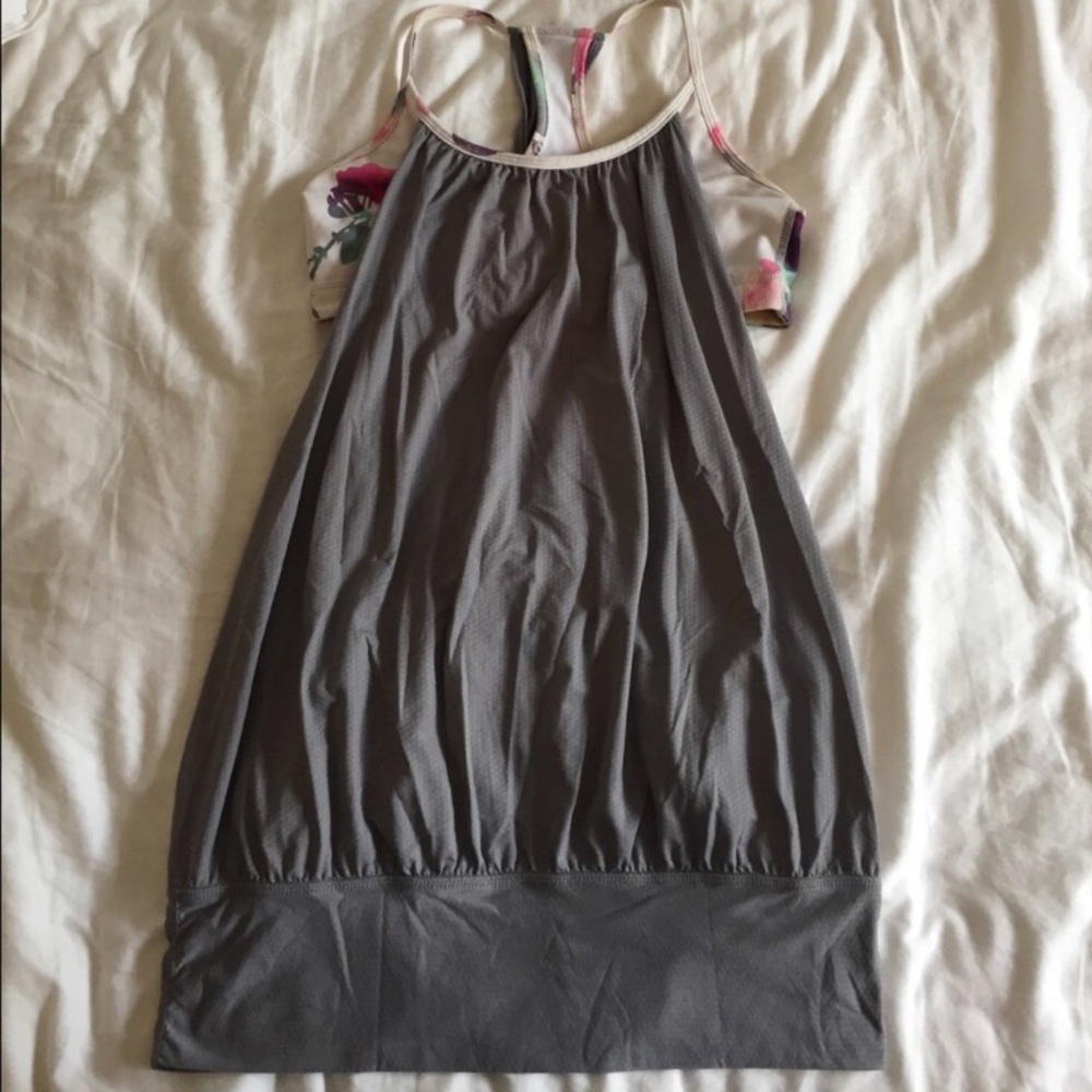 Lululemon top size 6