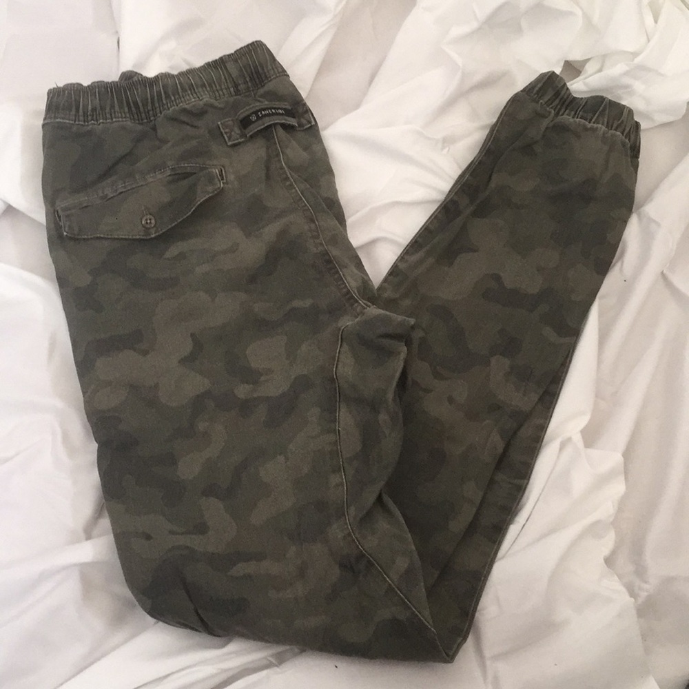 Camo Green Zanerobe Joggers!!