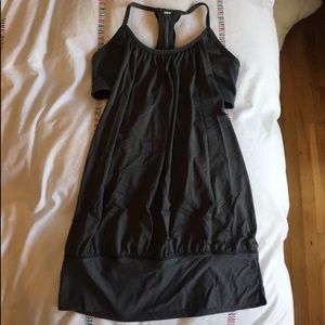 Lululemon top size 6