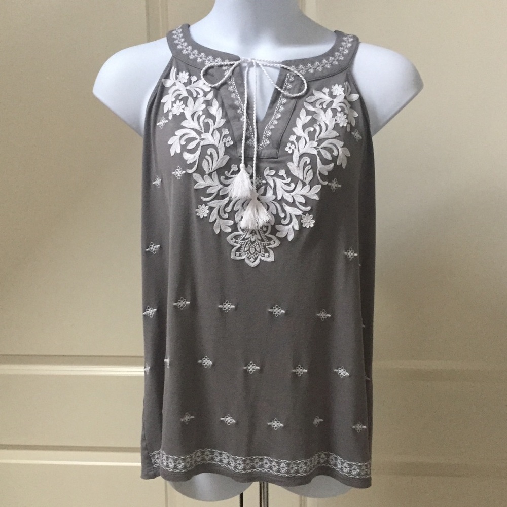 BEAUTIFUL INC Embroidered Top, size 2X