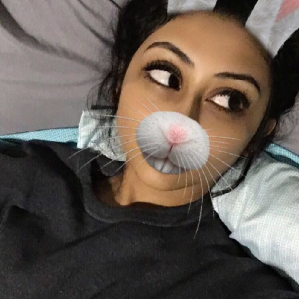 Meet your Posher, Loreinne