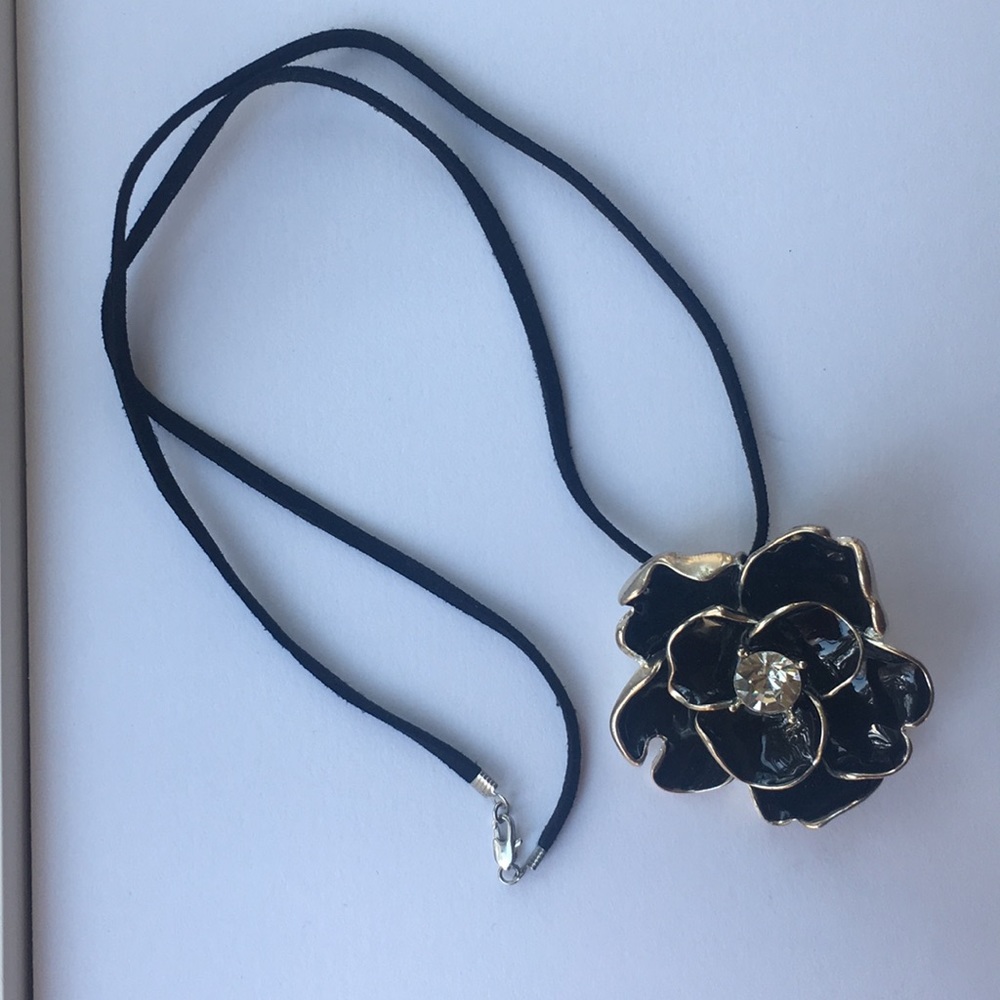 Black Flower Necklace with 2 interchangeable ropes