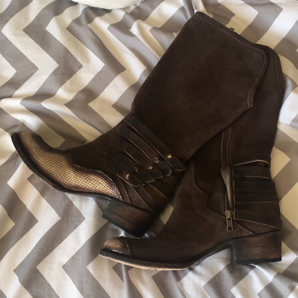 Freebird Mid-calf boots