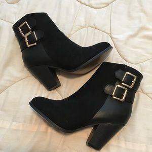 NWOT Alpine Swiss Booties