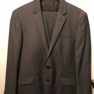Men’s Grey Kenneth Cole Reaction Suit