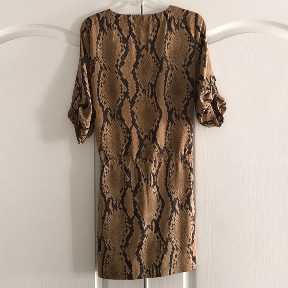 Dress - Picture 2 of 2